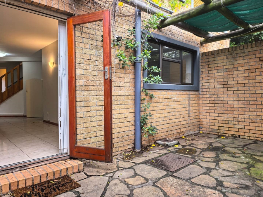 2 Bedroom Property for Sale in Tamboerskloof Western Cape